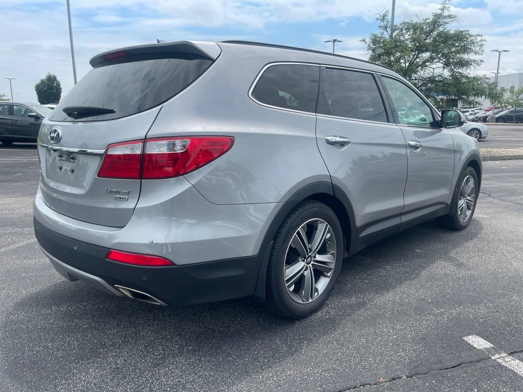Used 2016 Hyundai Santa Fe Limited w/ Option Group 04 FWD image 5