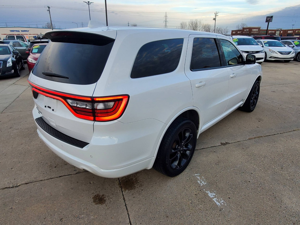 Used 2022 Dodge Durango SXT w/ Blacktop Package image 7