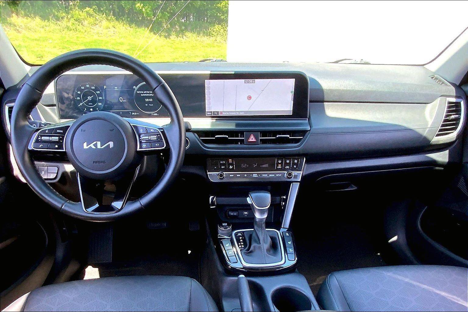 Used 2024 Kia Seltos EX AWD/4WD image 13