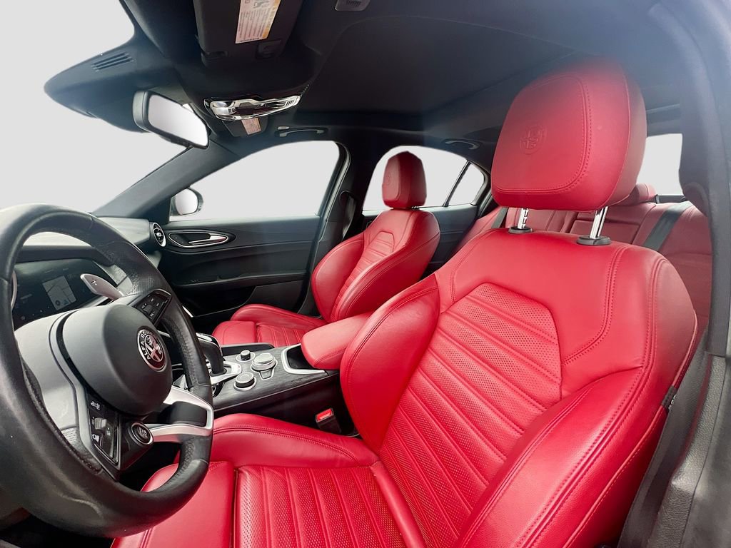 Used 2022 Alfa Romeo Giulia Sprint image 23
