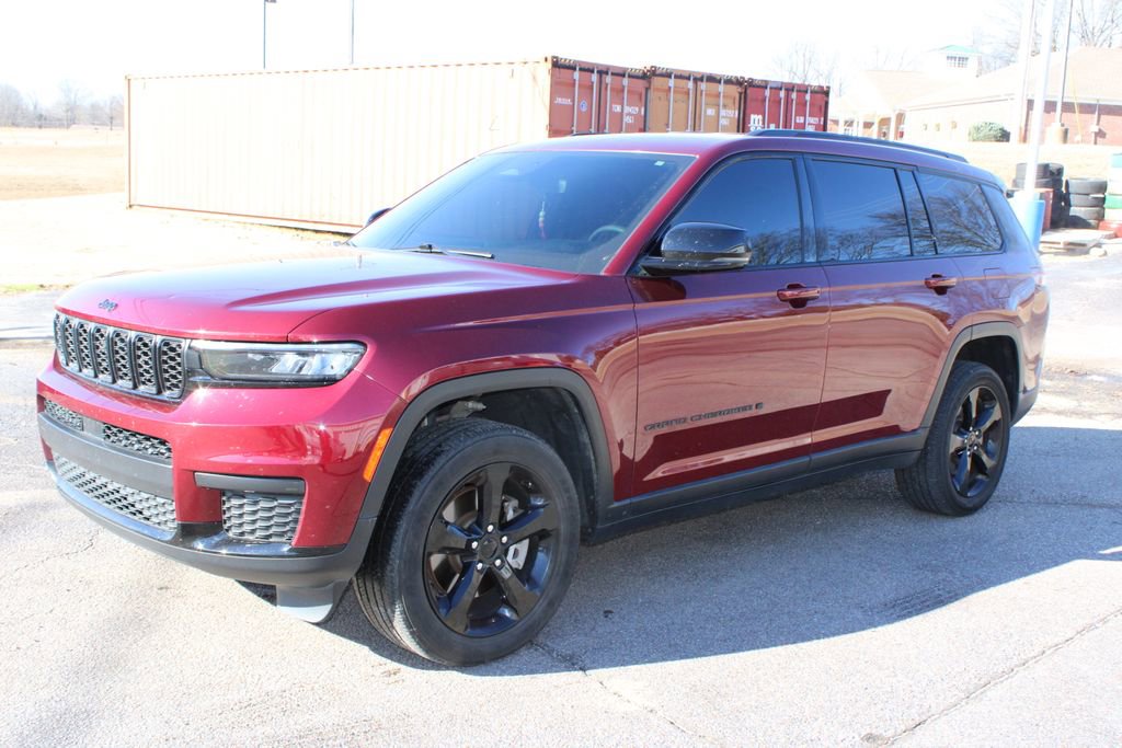 Used 2023 Jeep Grand Cherokee L Laredo image 4