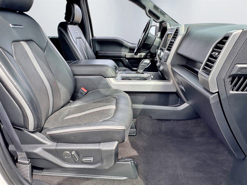 Used 2019 Ford F150 Platinum w/ Equipment Group 701A Luxury AWD/4WD image 31