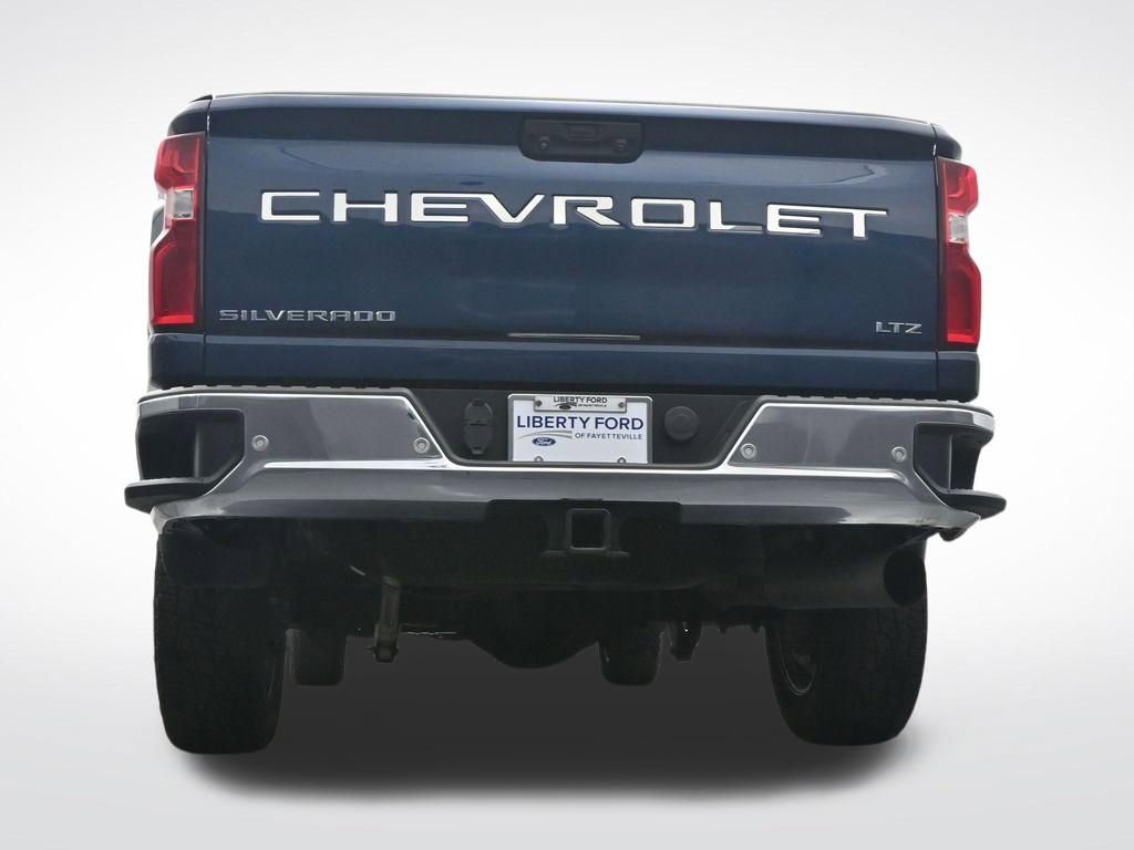 Used 2020 Chevrolet Silverado 2500 LTZ w/ LTZ Plus Package image 37