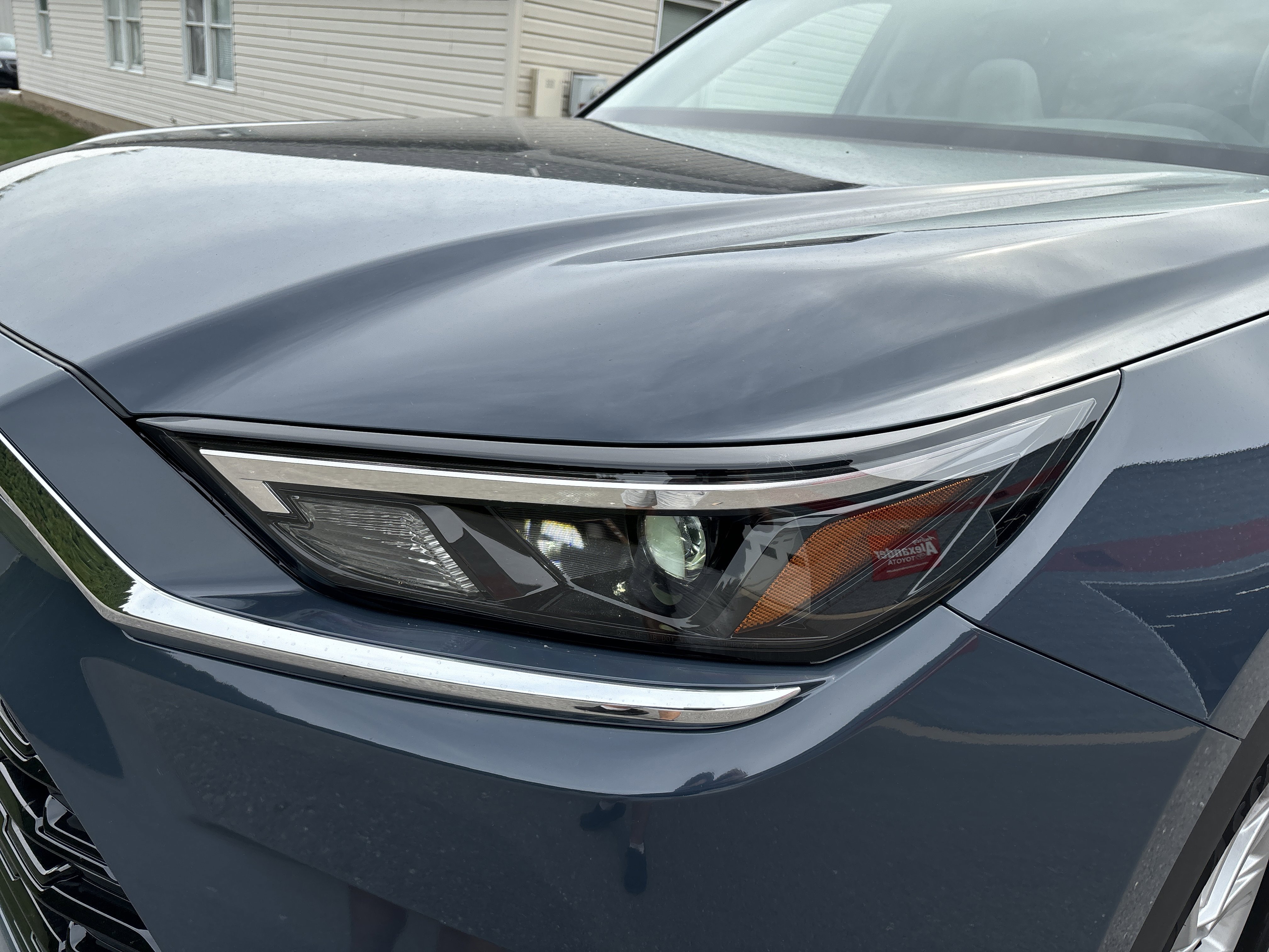 Certified 2025 Toyota Grand Highlander FWD image 10