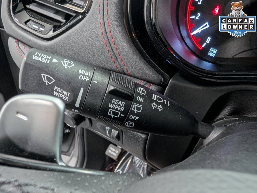 Used 2025 Dodge Durango GT AWD/4WD image 17