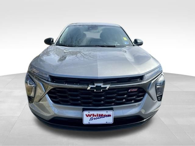 Used 2024 Chevrolet Trax RS w/ Driver Confidence Package FWD image 11