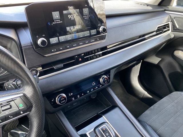 Used 2024 Mitsubishi Outlander SE image 19