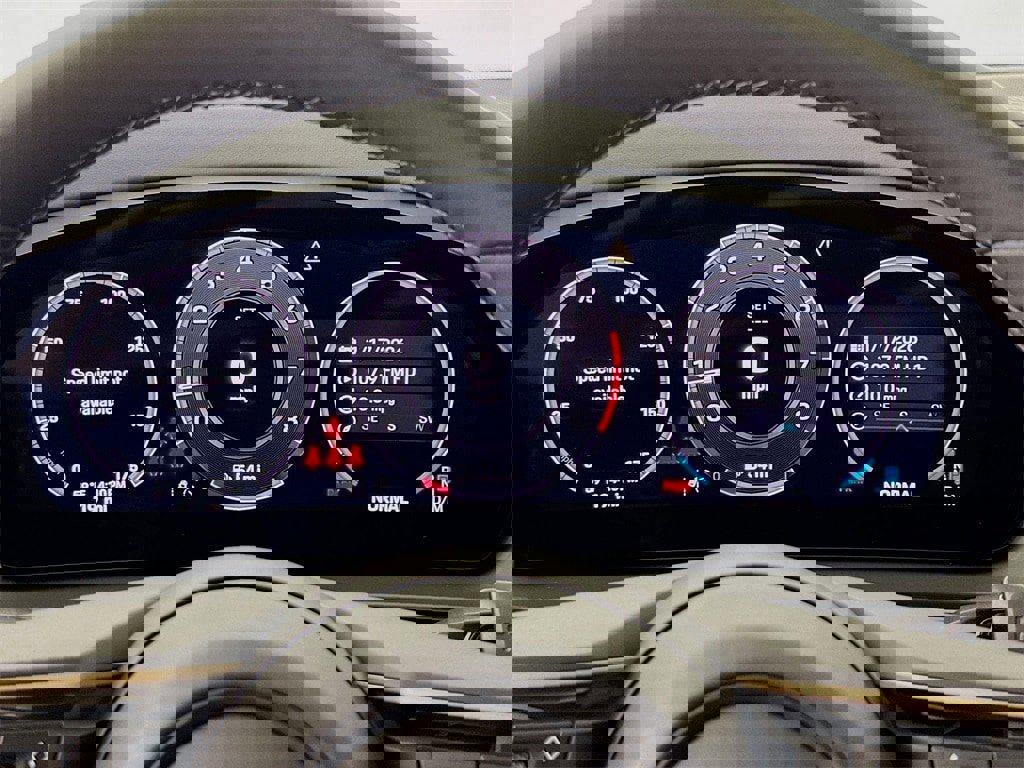 New 2026 Porsche Cayenne image 18