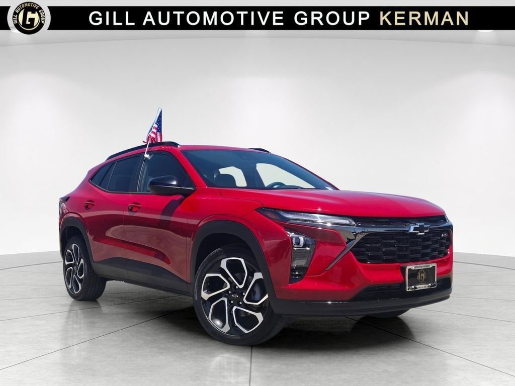 New 2026 Chevrolet Trax RS w/ Driver Confidence Package FWD image 2