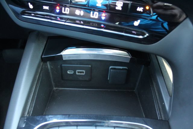 Used 2022 Buick Envision Preferred FWD image 30