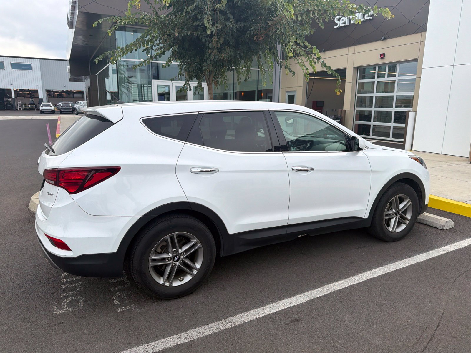 Used 2018 Hyundai Santa Fe Sport FWD image 4