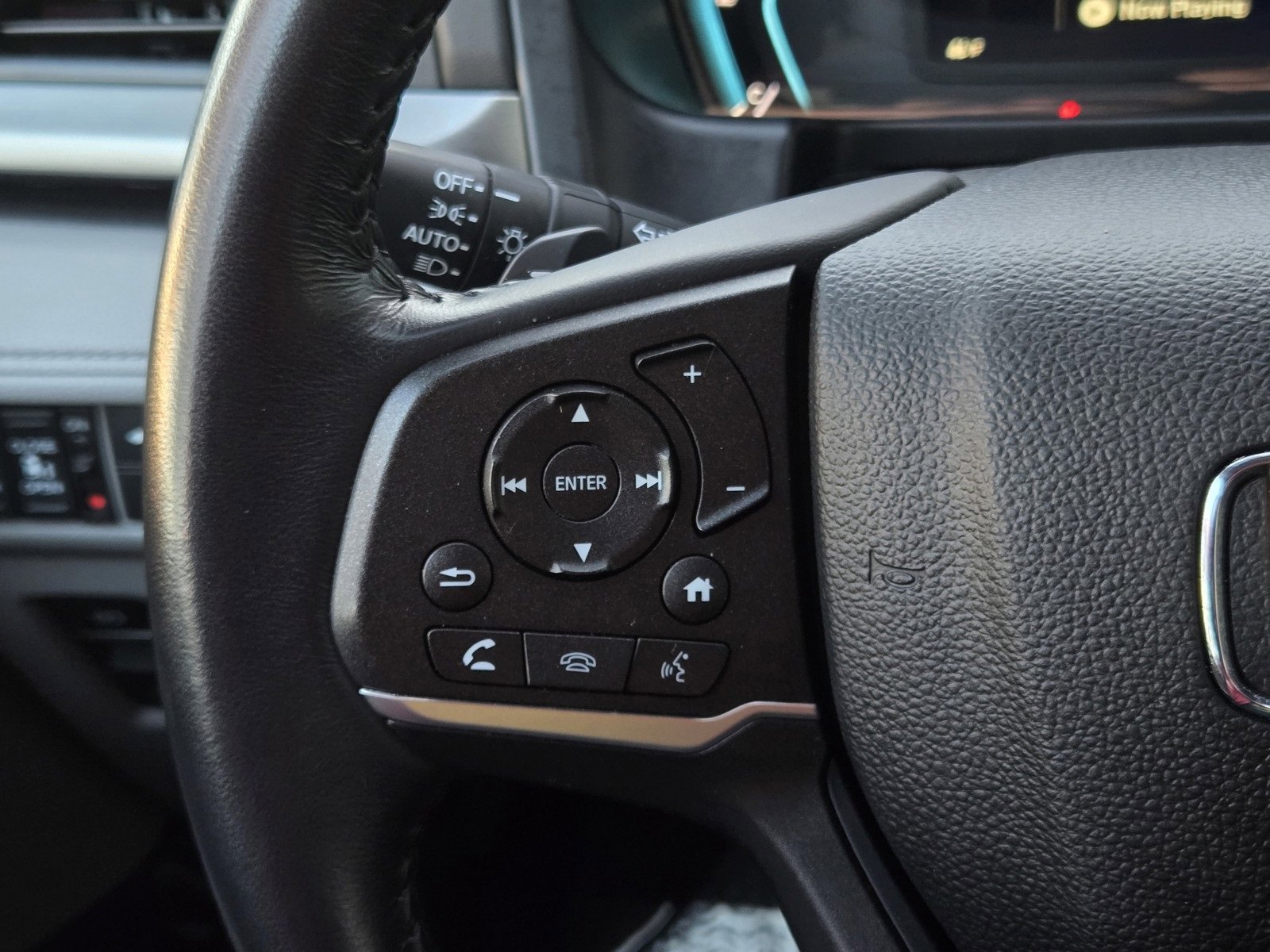 Used 2024 Honda Odyssey EX-L image 24