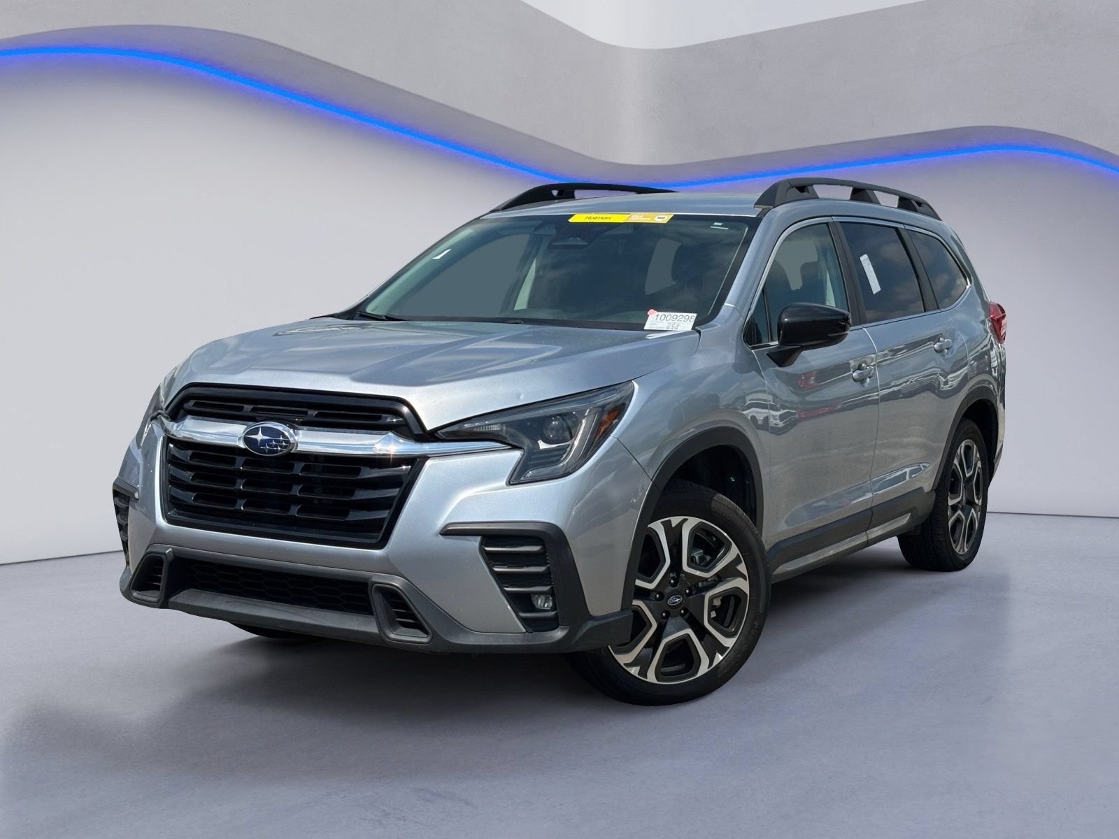 Used 2024 Subaru Ascent Limited AWD/4WD image 2