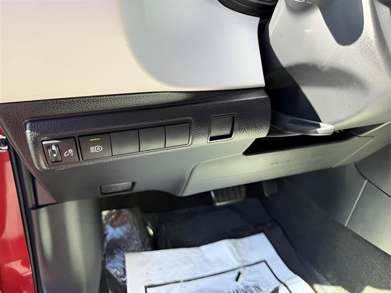 Used 2020 Toyota Corolla SE FWD image 20