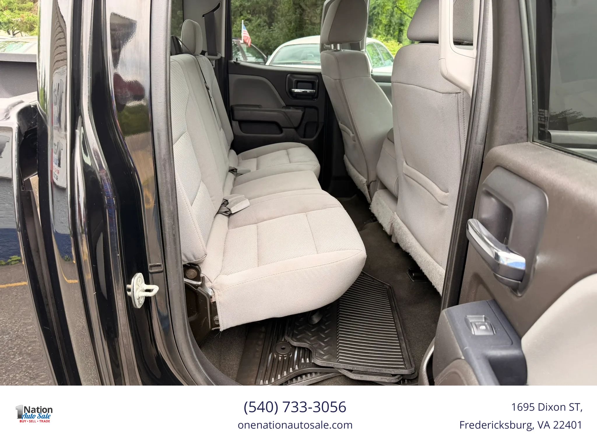 Used 2017 Chevrolet Silverado 1500 Custom w/ Custom Convenience Package AWD/4WD image 18