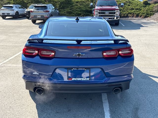 Used 2021 Chevrolet Camaro LT w/ Technology Package image 4