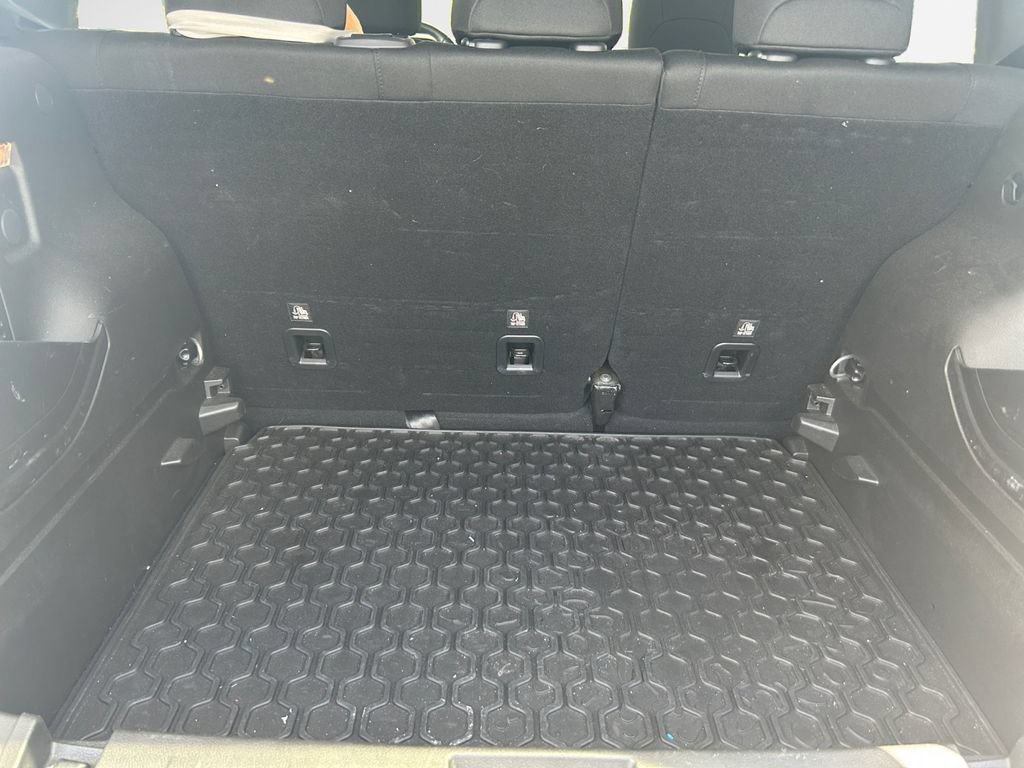 Certified 2020 Jeep Renegade Altitude AWD/4WD image 27