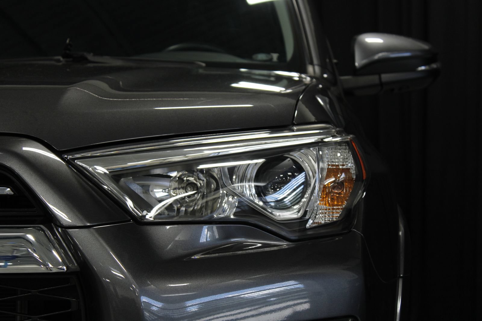 Used 2023 Toyota 4Runner Limited AWD/4WD image 6