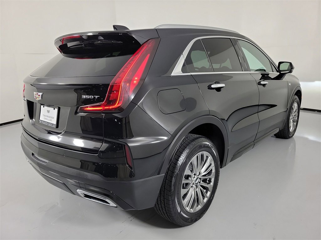 Certified 2025 Cadillac XT4 Premium Luxury image 4