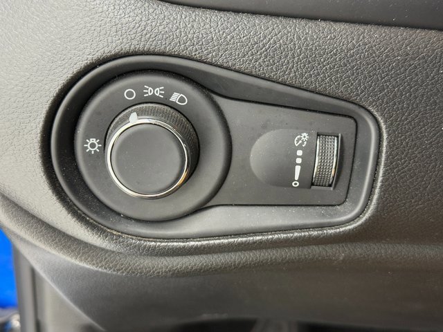 Used 2020 Jeep Renegade Sport image 9