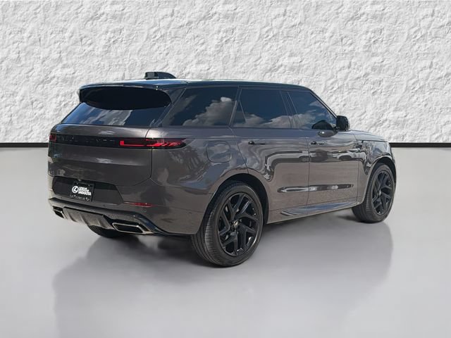 Used 2024 Land Rover Range Rover Sport Dynamic SE AWD/4WD image 3
