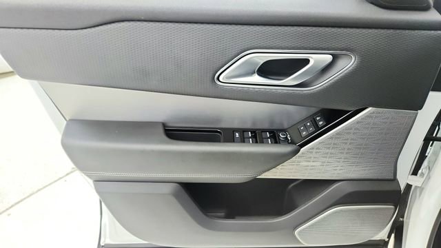 Used 2021 Land Rover Range Rover Velar R-Dynamic S image 36