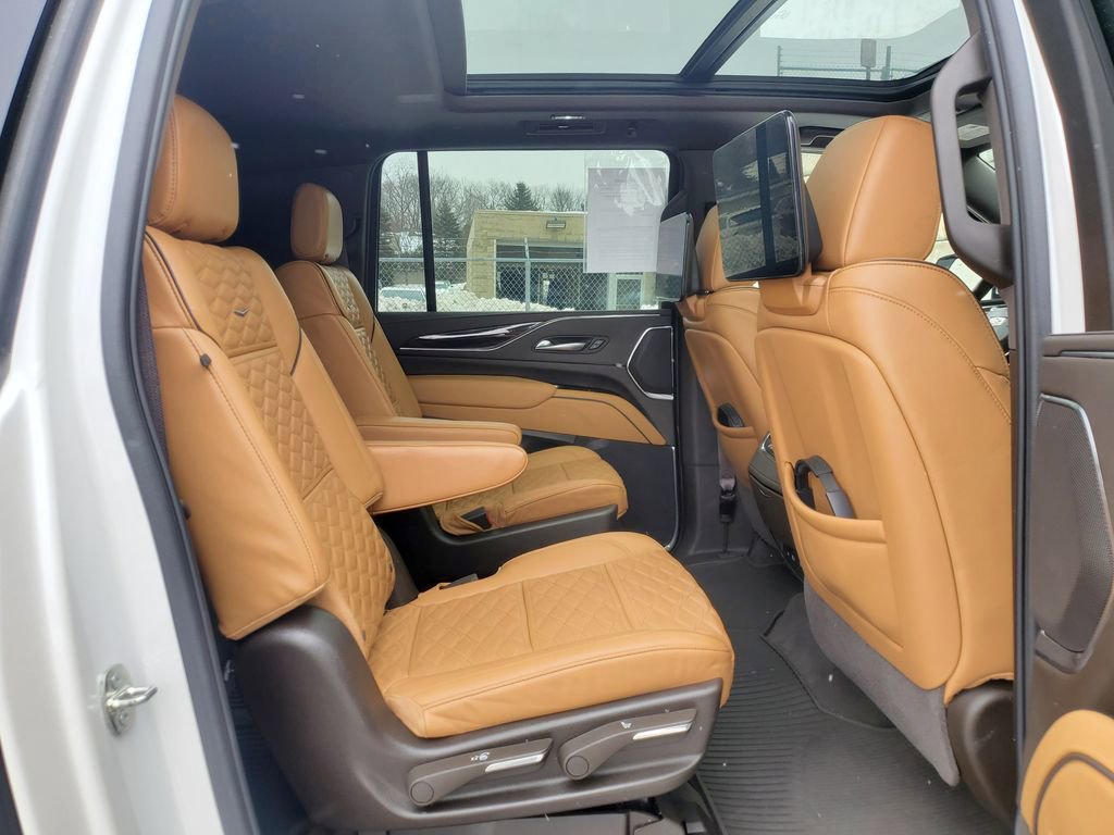 Certified 2024 Cadillac Escalade ESV Sport w/ LPO, ONYX Package image 46