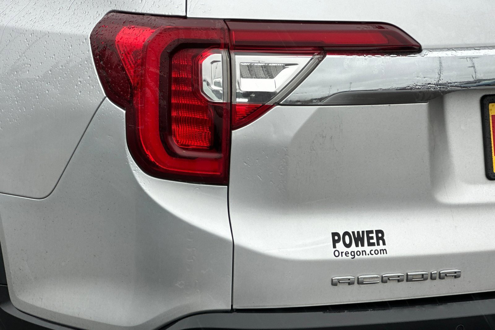 Used 2020 GMC Acadia SLT w/ Driver Alert Package II image 26