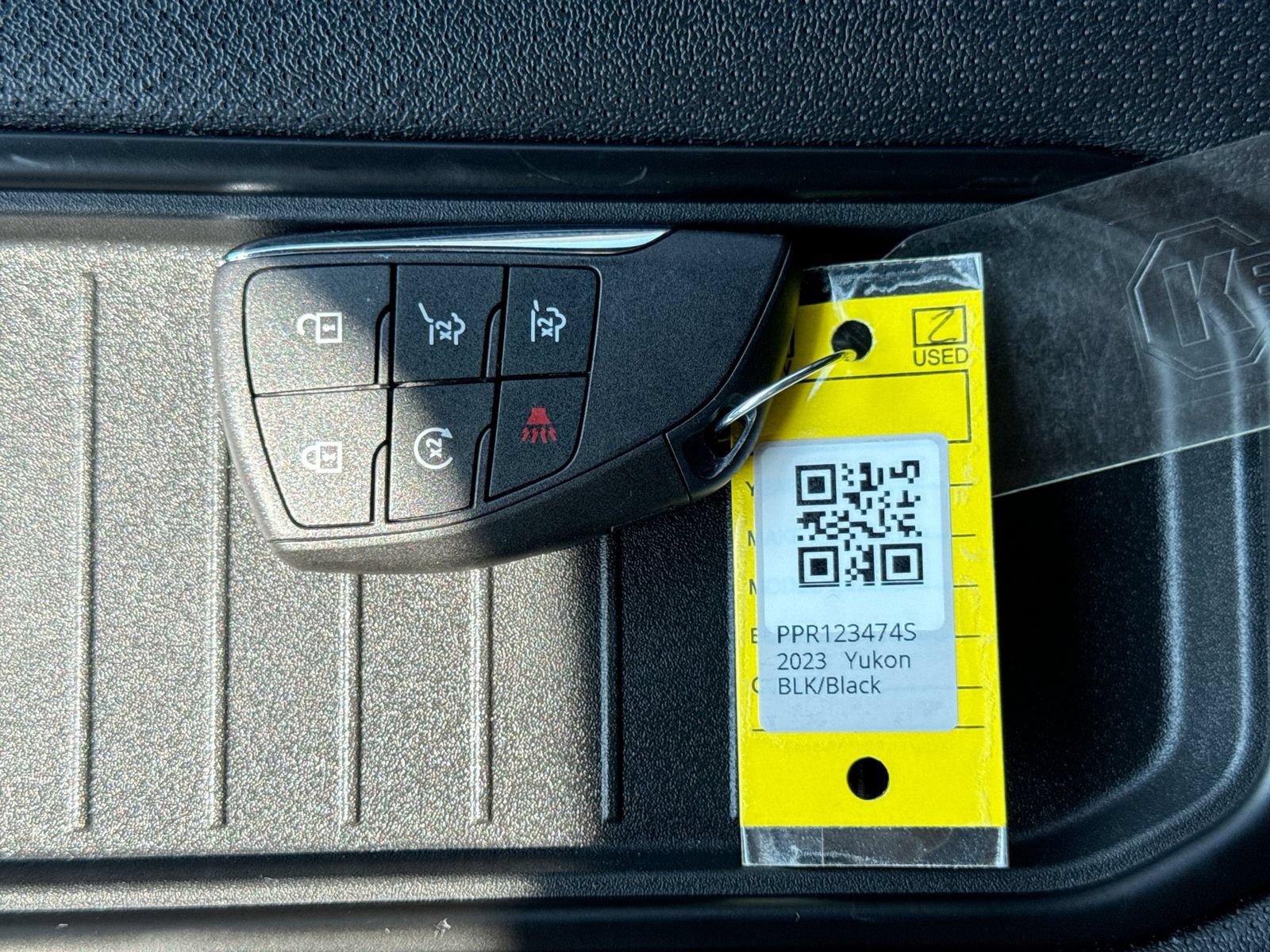Used 2023 GMC Yukon SLT AWD/4WD image 41
