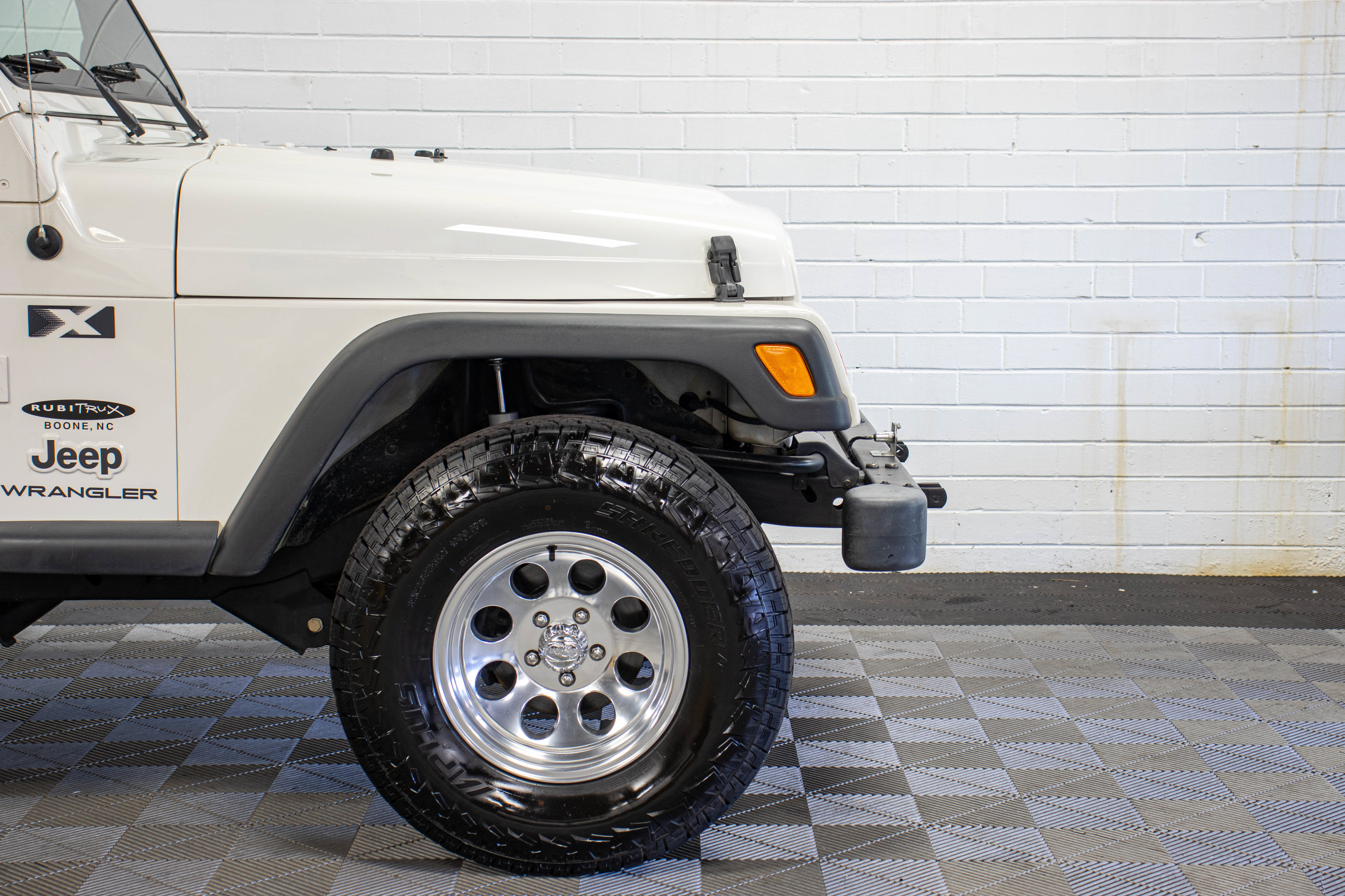 Used 2004 Jeep Wrangler X w/ Convenience Group AWD/4WD image 10