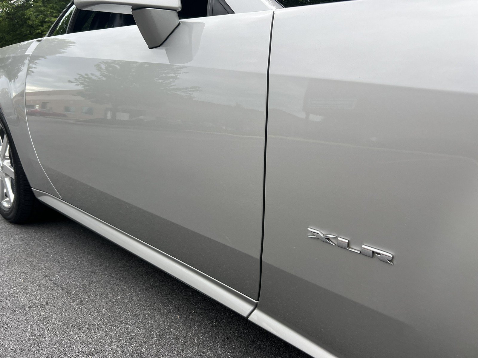 Used 2004 Cadillac XLR RWD image 82