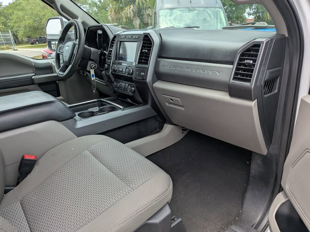 Used 2021 Ford F250 XLT w/ XLT Premium Package AWD/4WD image 12