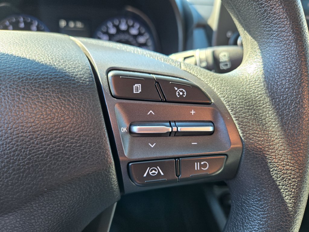 Used 2023 Hyundai Kona SEL AWD/4WD image 21