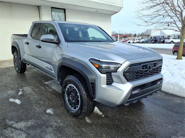 Certified 2025 Toyota Tacoma TRD Off-Road image 24