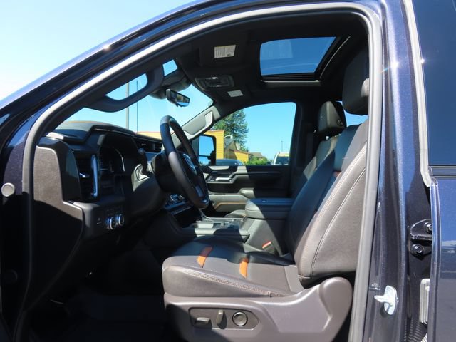 Certified 2025 GMC Sierra 3500 AT4 w/ AT4 Premium Plus Package AWD/4WD image 16
