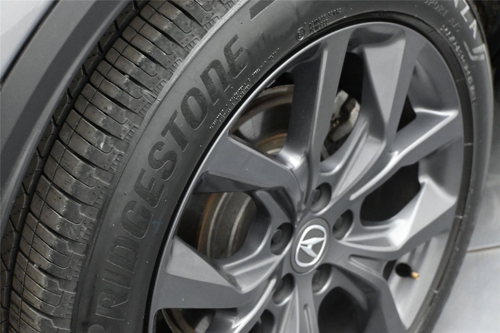 Used 2023 Acura MDX A-Spec AWD/4WD image 13