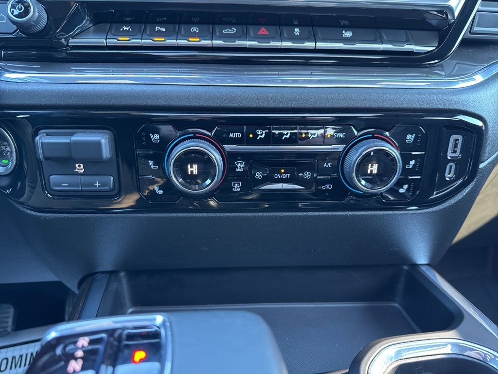 Used 2023 Chevrolet Silverado 1500 High Country w/ High Country Premium Package image 26