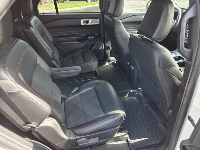 Used 2023 Ford Explorer ST-Line w/ Class IV Trailer Tow Package RWD image 14