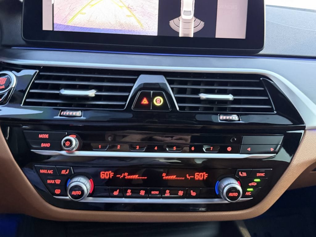 Used 2023 BMW 530i w/ Premium Package RWD image 24