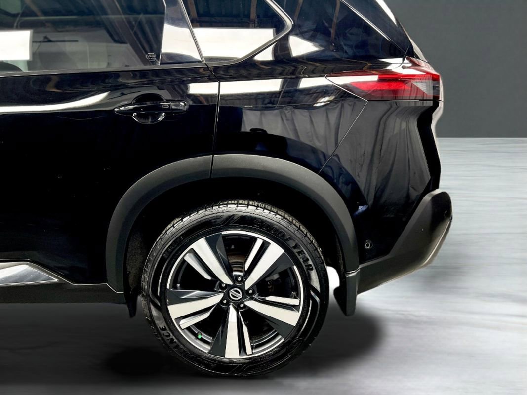 Used 2021 Nissan Rogue Platinum image 10