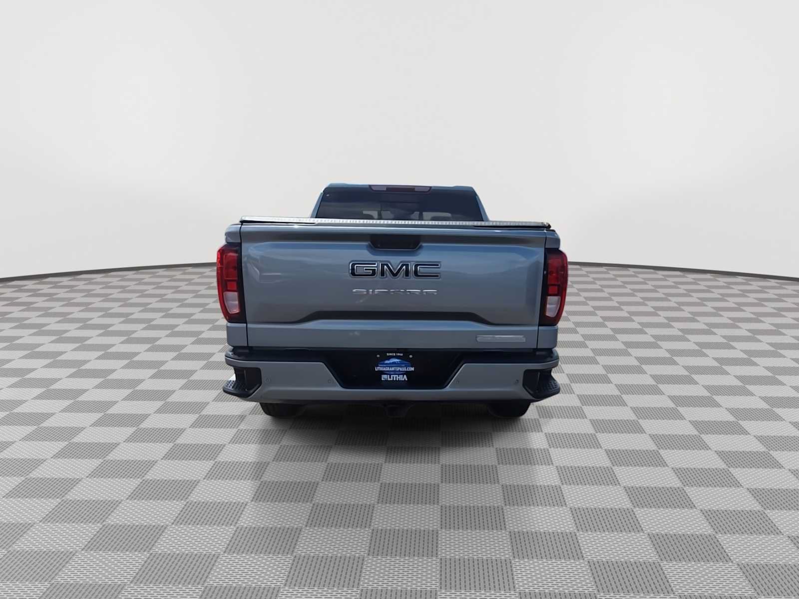 Used 2023 GMC Sierra 1500 Elevation w/ Elevation Premium Package AWD/4WD image 7