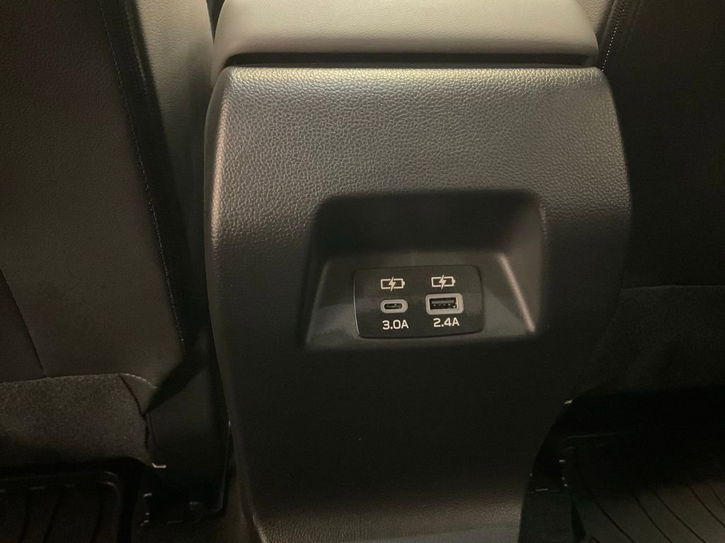 Used 2024 Subaru Crosstrek 2.0i Premium image 33