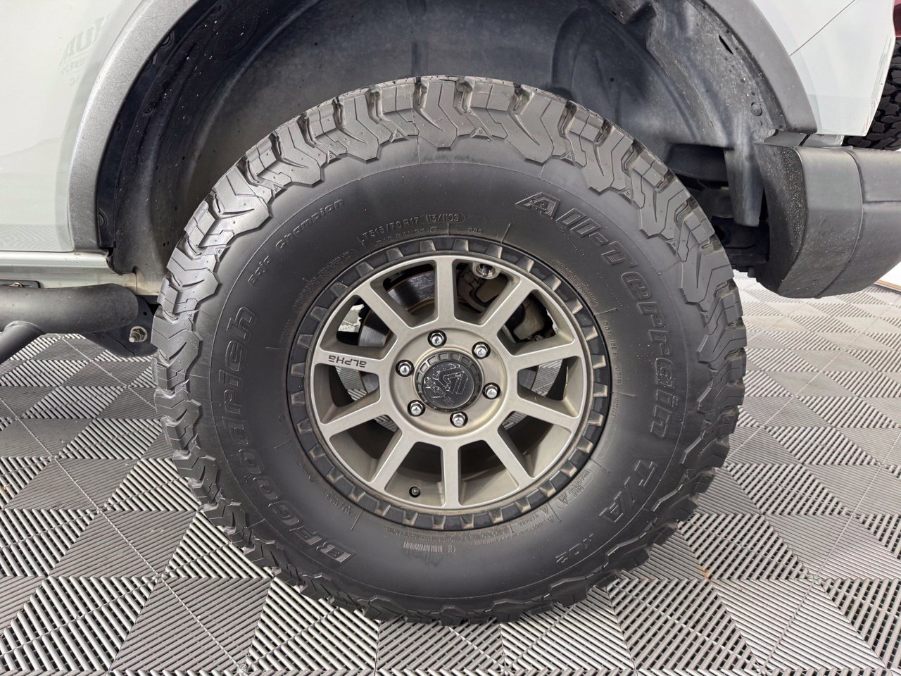 Used 2022 Ford Bronco Black Diamond AWD/4WD image 13