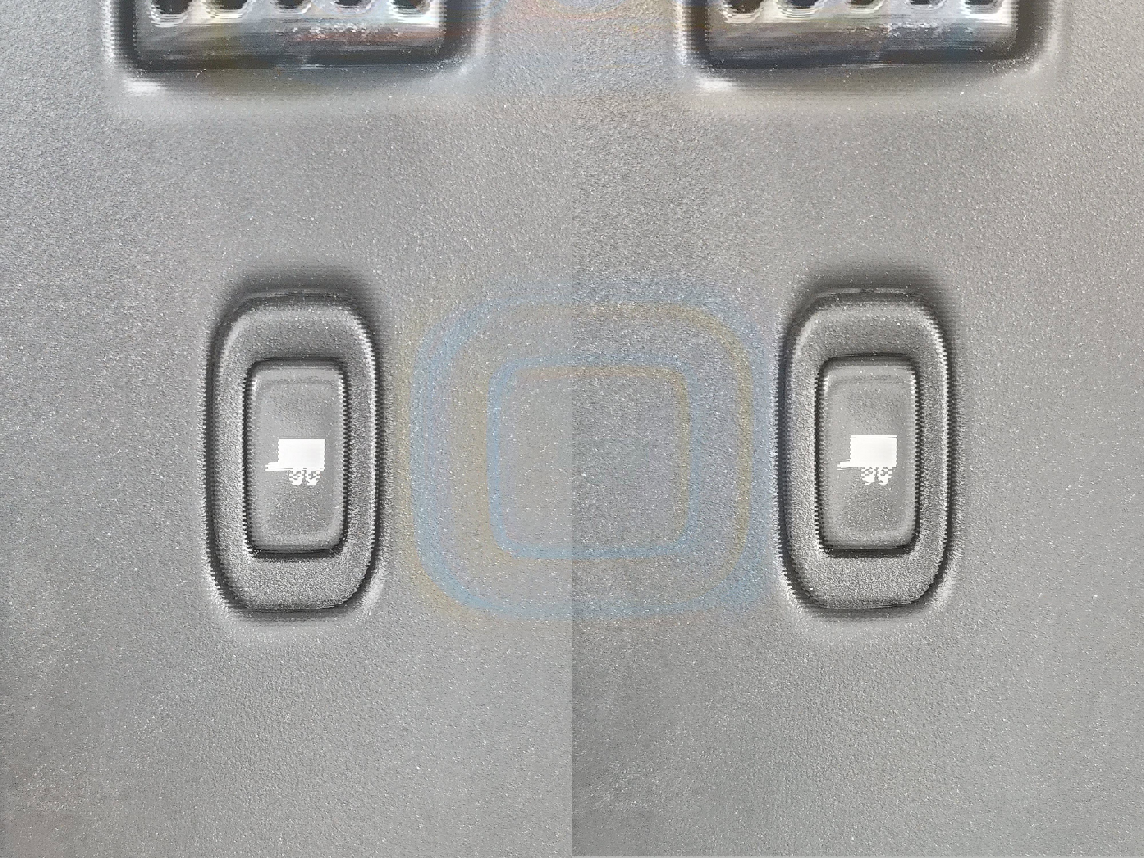 New 2025 Chevrolet Express 3500 w/ Power Convenience Package image 21