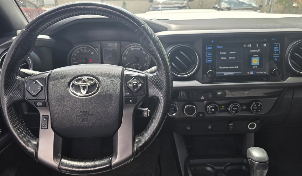 Used 2016 Toyota Tacoma TRD Sport w/ Towing Package AWD/4WD image 19