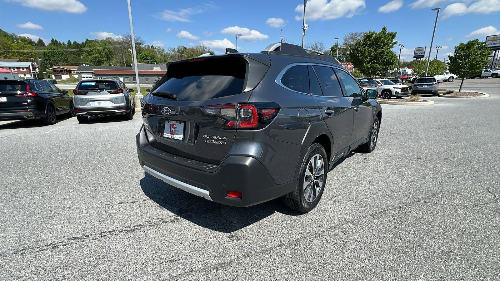 Used 2024 Subaru Outback Touring XT AWD/4WD image 4
