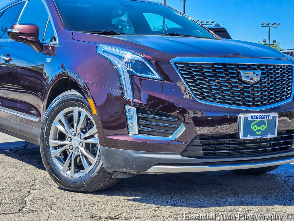 Certified 2021 Cadillac XT5 Premium Luxury AWD/4WD image 2