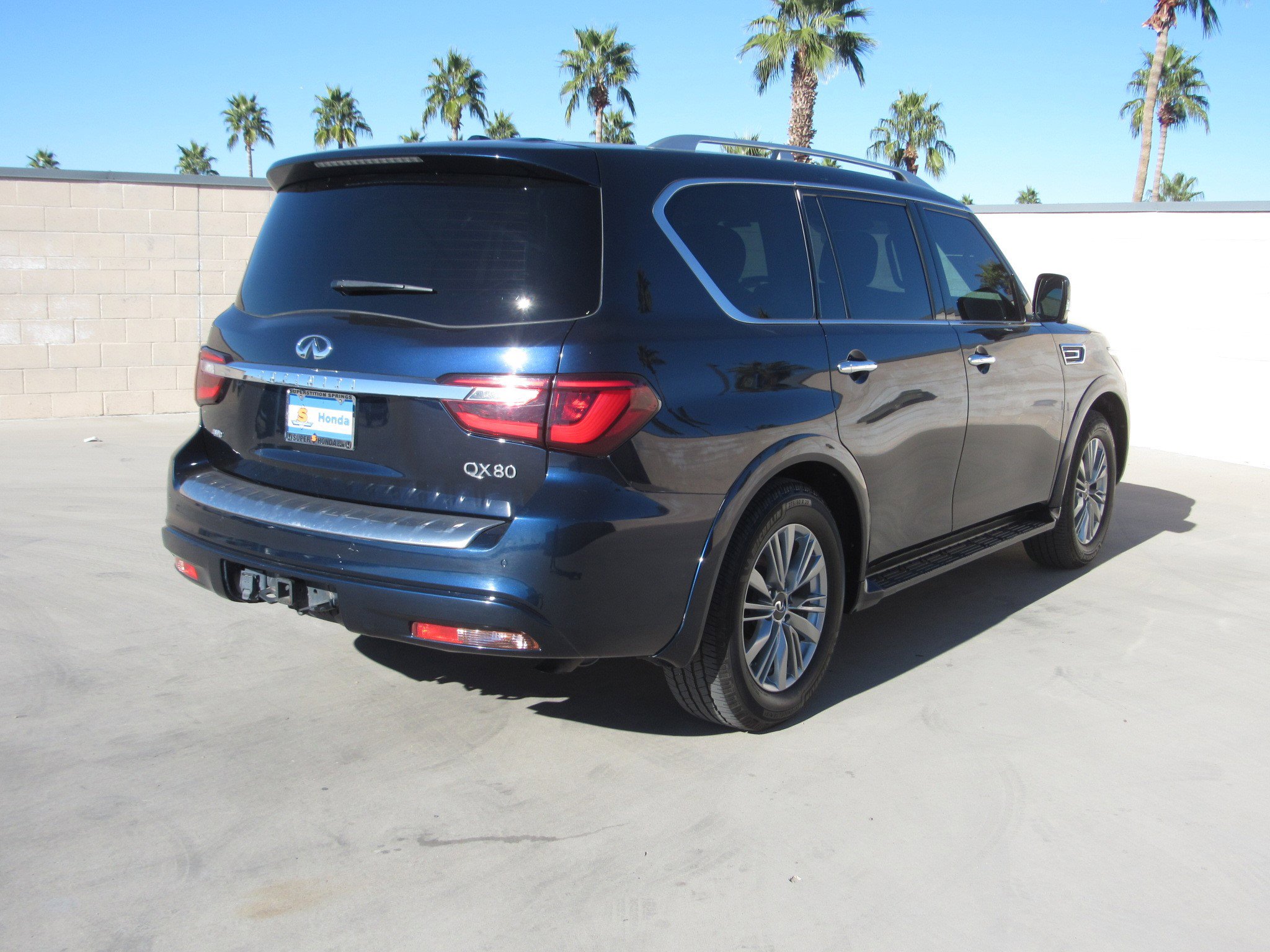 Used 2021 INFINITI QX80 Luxe image 5