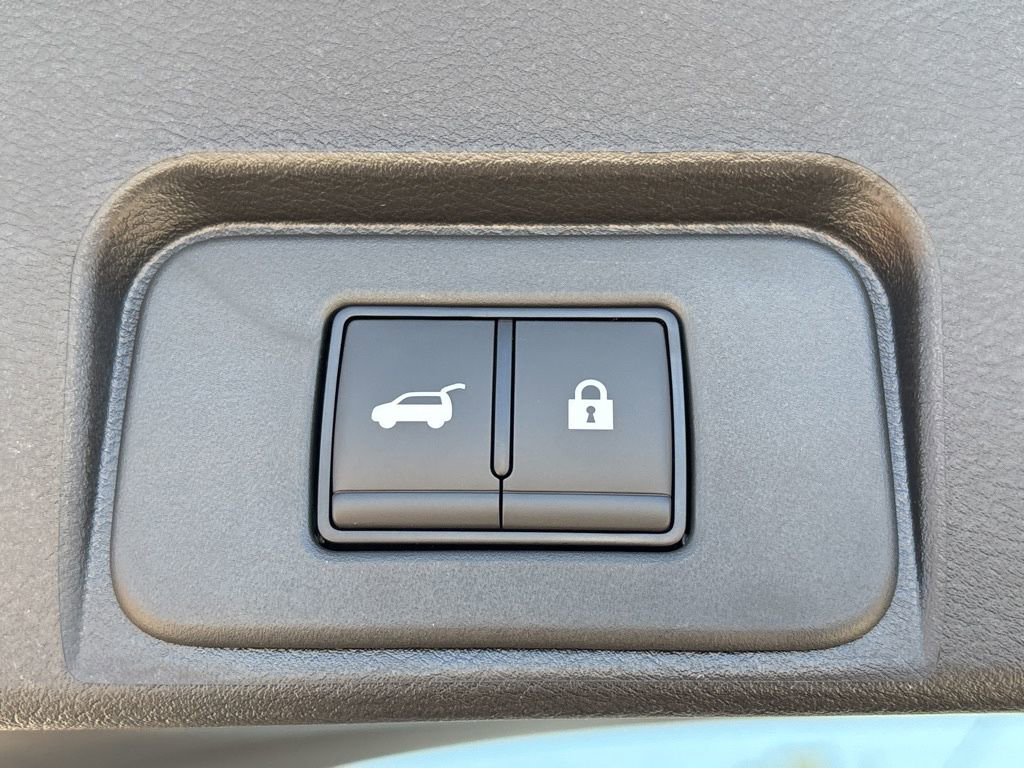 New 2026 Nissan Rogue Dark Armor FWD image 27