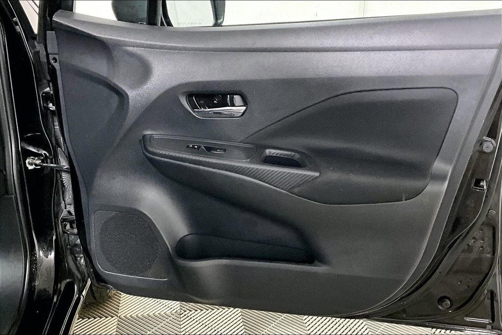 Used 2021 Nissan Versa SV image 24